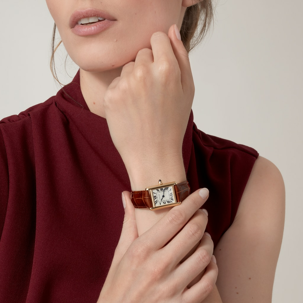Cartier tank louis price shop
